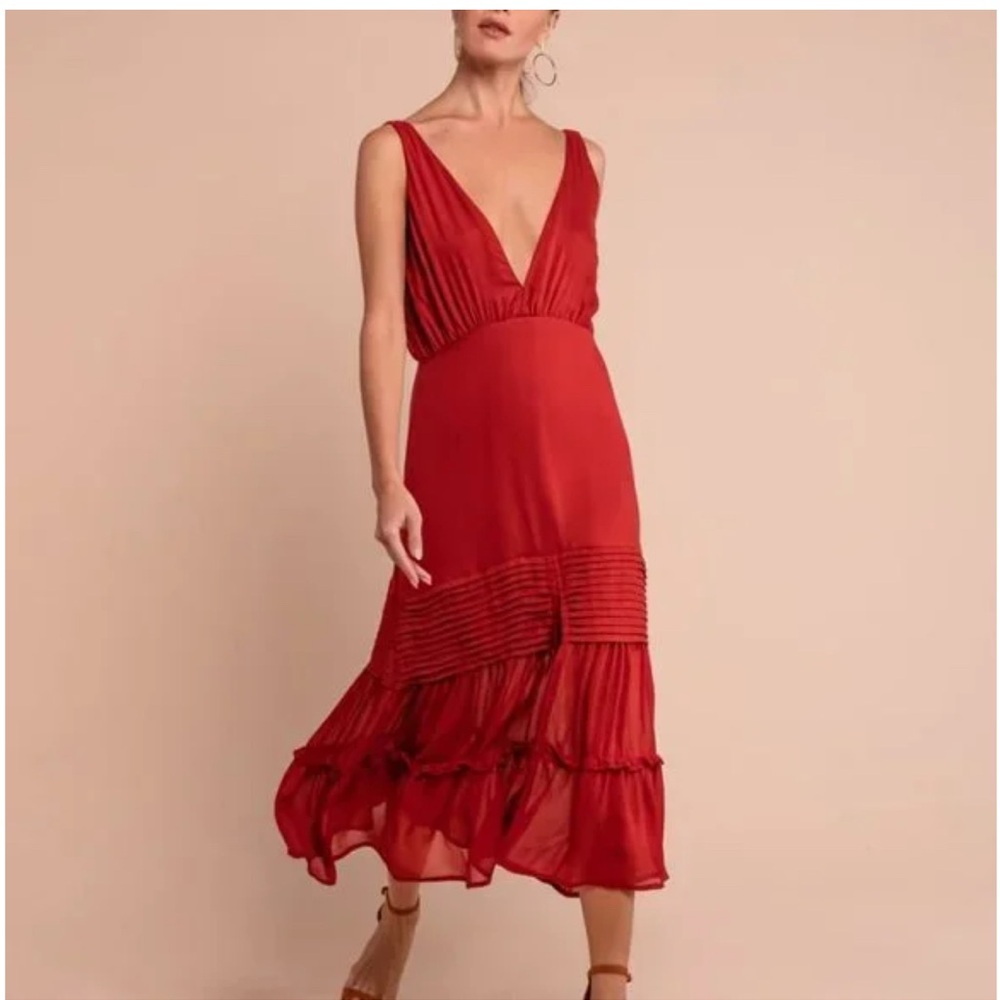 Aura | Elegant Red Sleeveless Dress